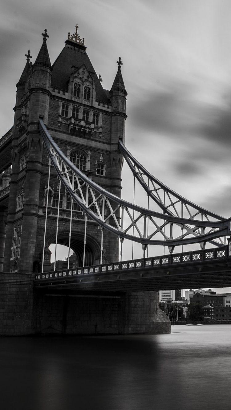 750x1334 London UK Wallpaper