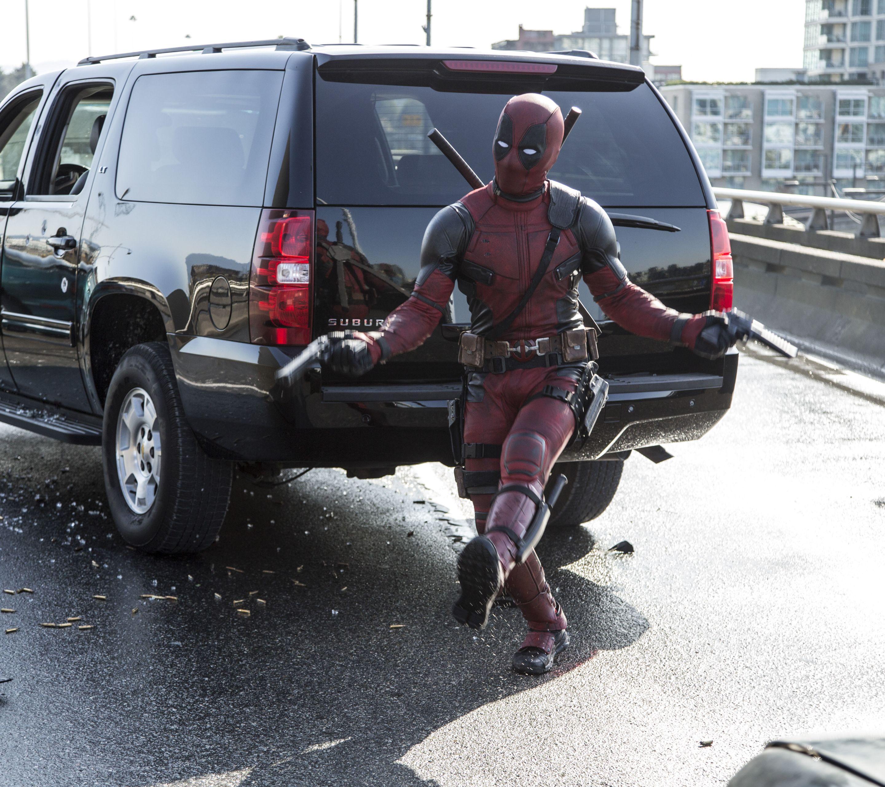 2880x2560 Movie Deadpool (2880x2560) Wallpaper