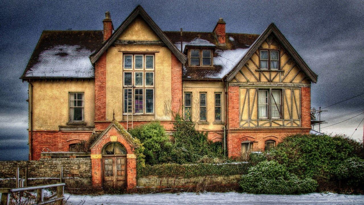 1280x720 Old English Mansion Bush Wall wallpaper. Old English Mansion
