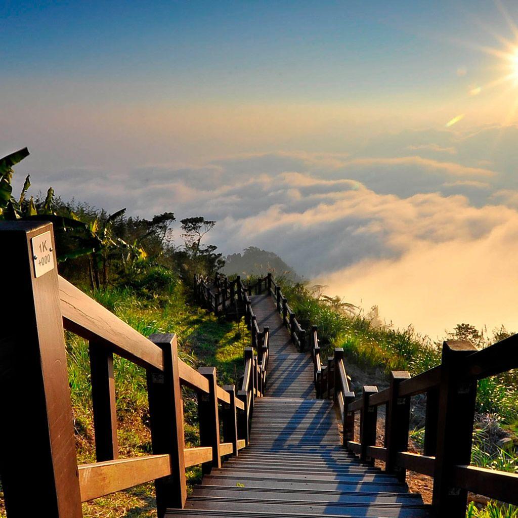 1024x1024 Stairway to Heaven Yushan National Park Taiwan iPad Wallpaper Free Download