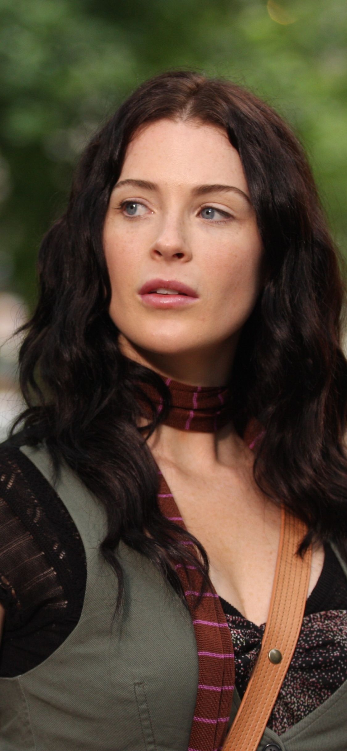 1125x2436 Phone wallpaper: Women, Bridget Regan 1289840