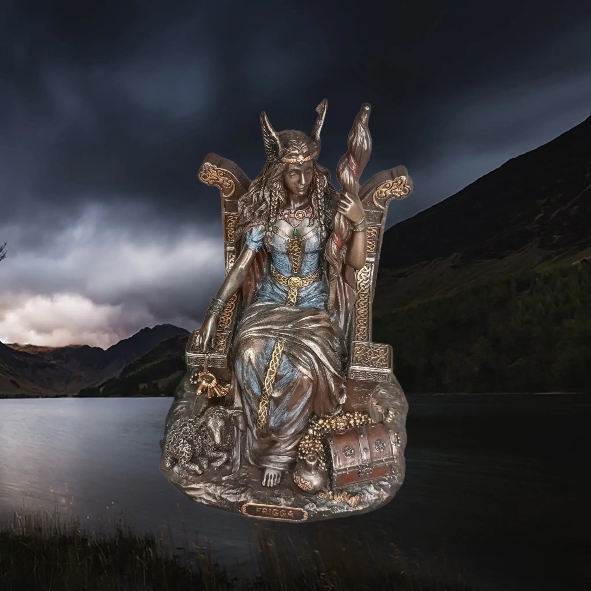 2048x2048 Large Resin Seated Frigga Statue God Mythology