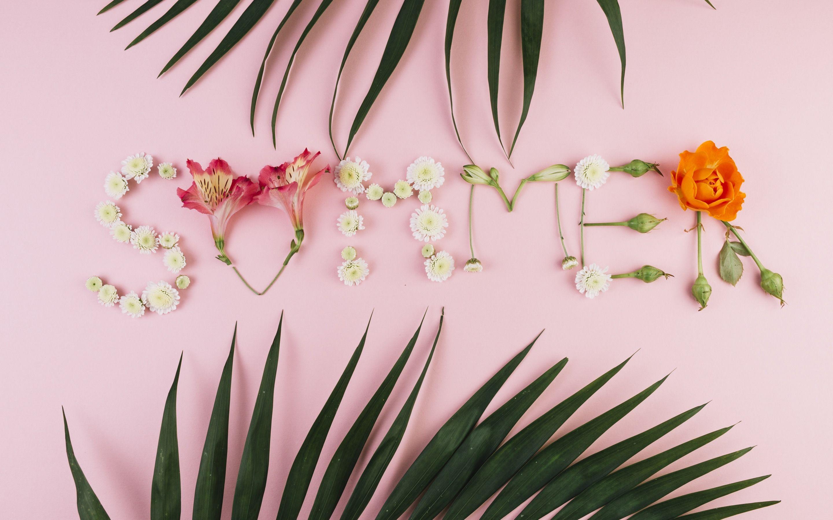 2880x1800 Download wallpaper summer concepts, word from flowers, palm