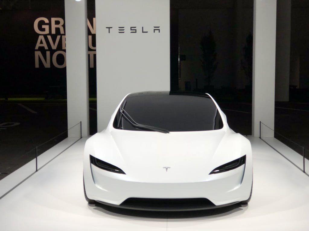1024x768 Tesla Roadster makes car show debut at Grand Basel
