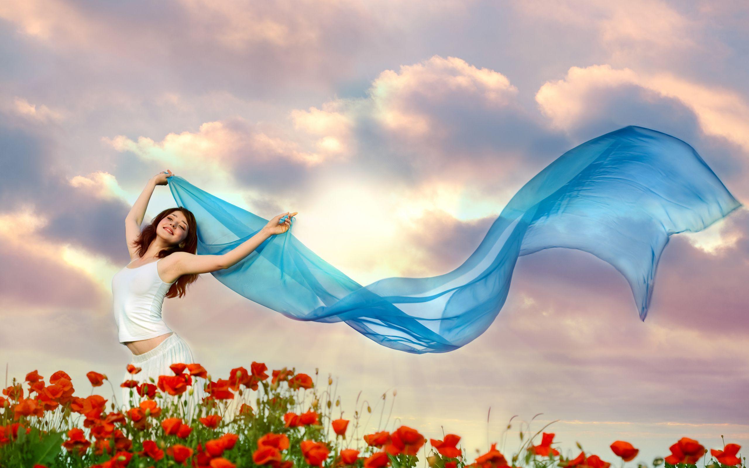 2560x1600 Happy Women Image HD