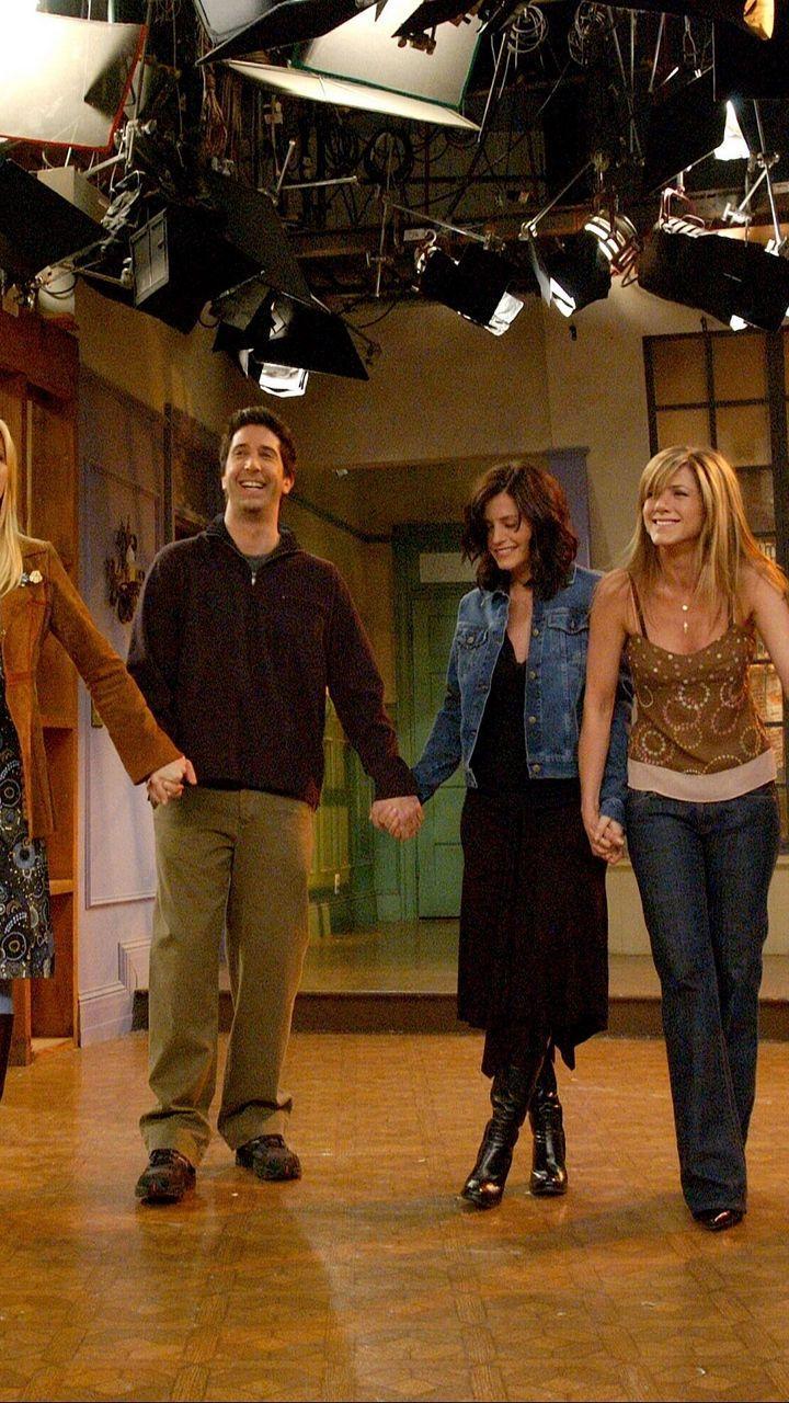 720x1280 Monica Geller Wallpaper