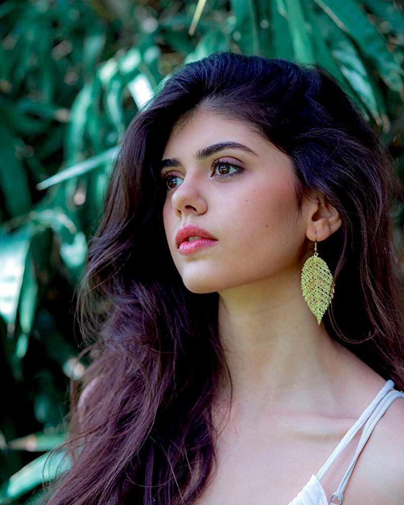800x1000 Sanjana Sanghi. Beautiful girl face, Beautiful girl image, Cute