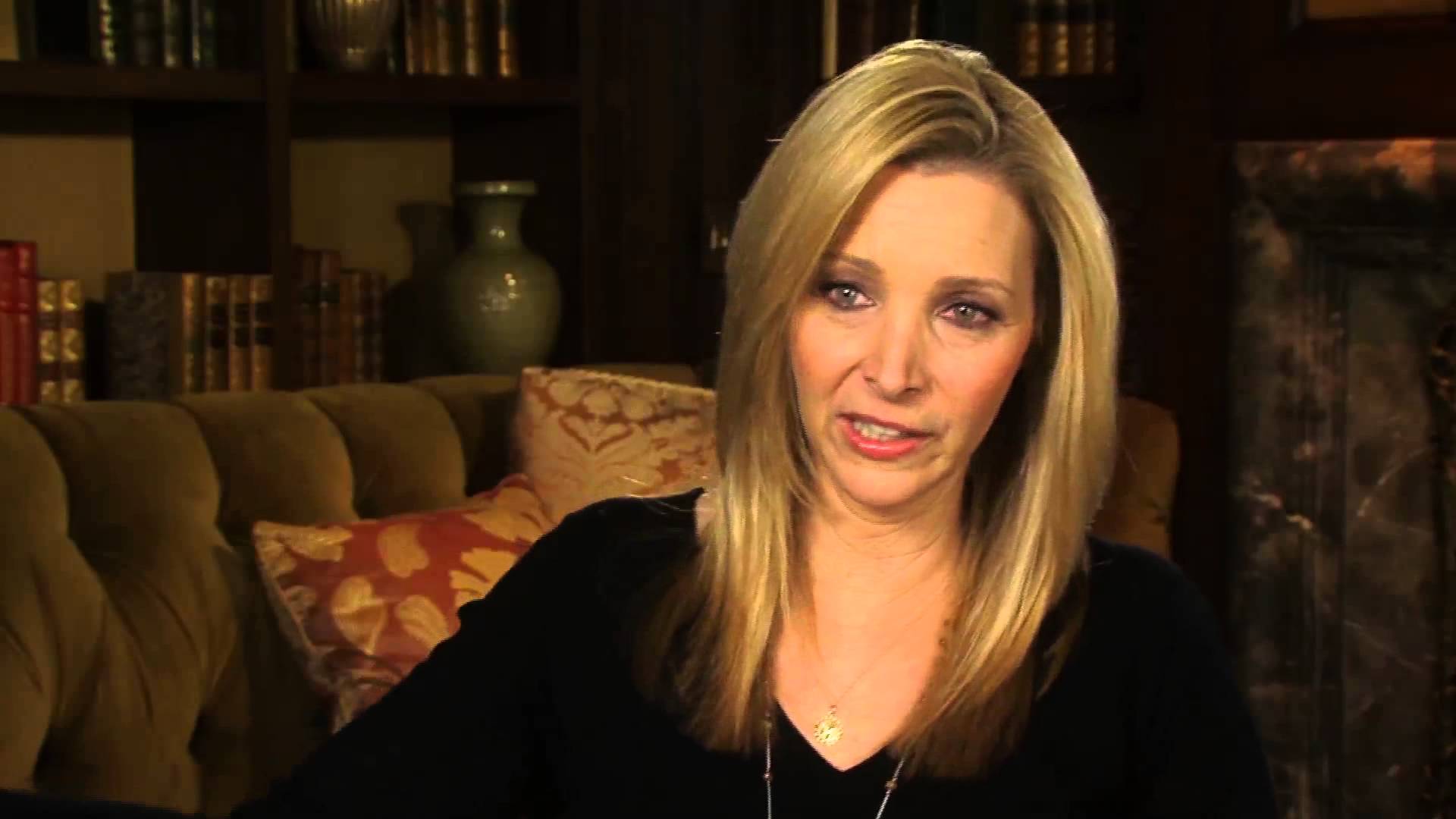 1920x1080 Lisa Kudrow Describes Her Process of Finding Phoebe in 'Friends'