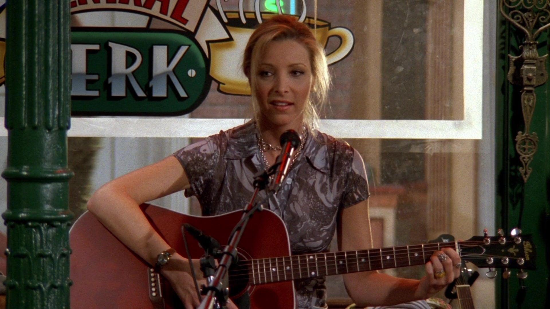 1920x1080 Gibson Guitar Held by Lisa Kudrow (Phoebe Buffay) in Friends Season 3 Episode 23 The One with Ross's Thing (1997)