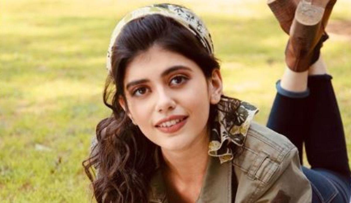 1200x696 Sushant Singh Rajput's 'Dil Bechara' Co Star Sanjana Sanghi Pens