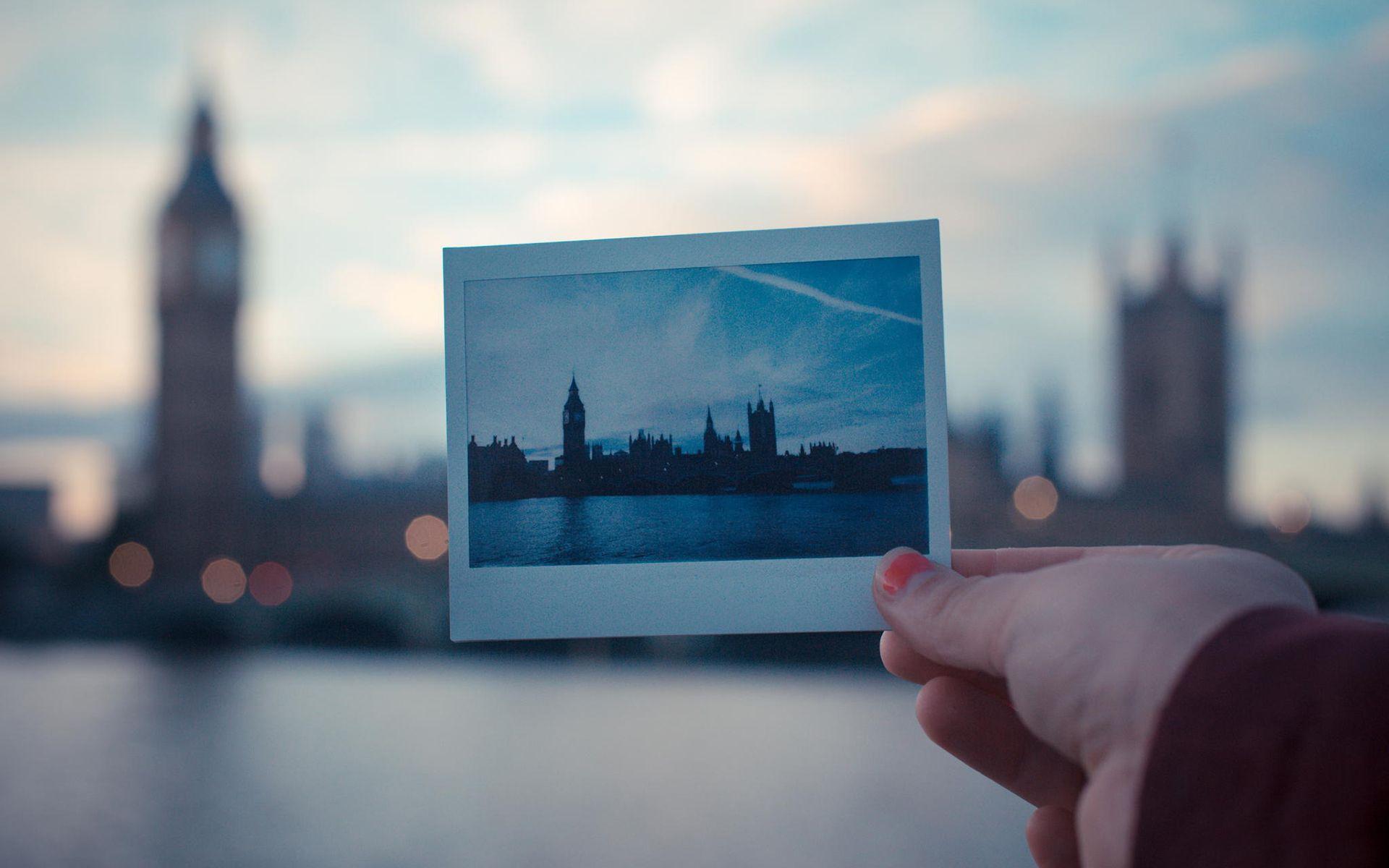 1920x1200 Polaroid Cameras Wallpaper