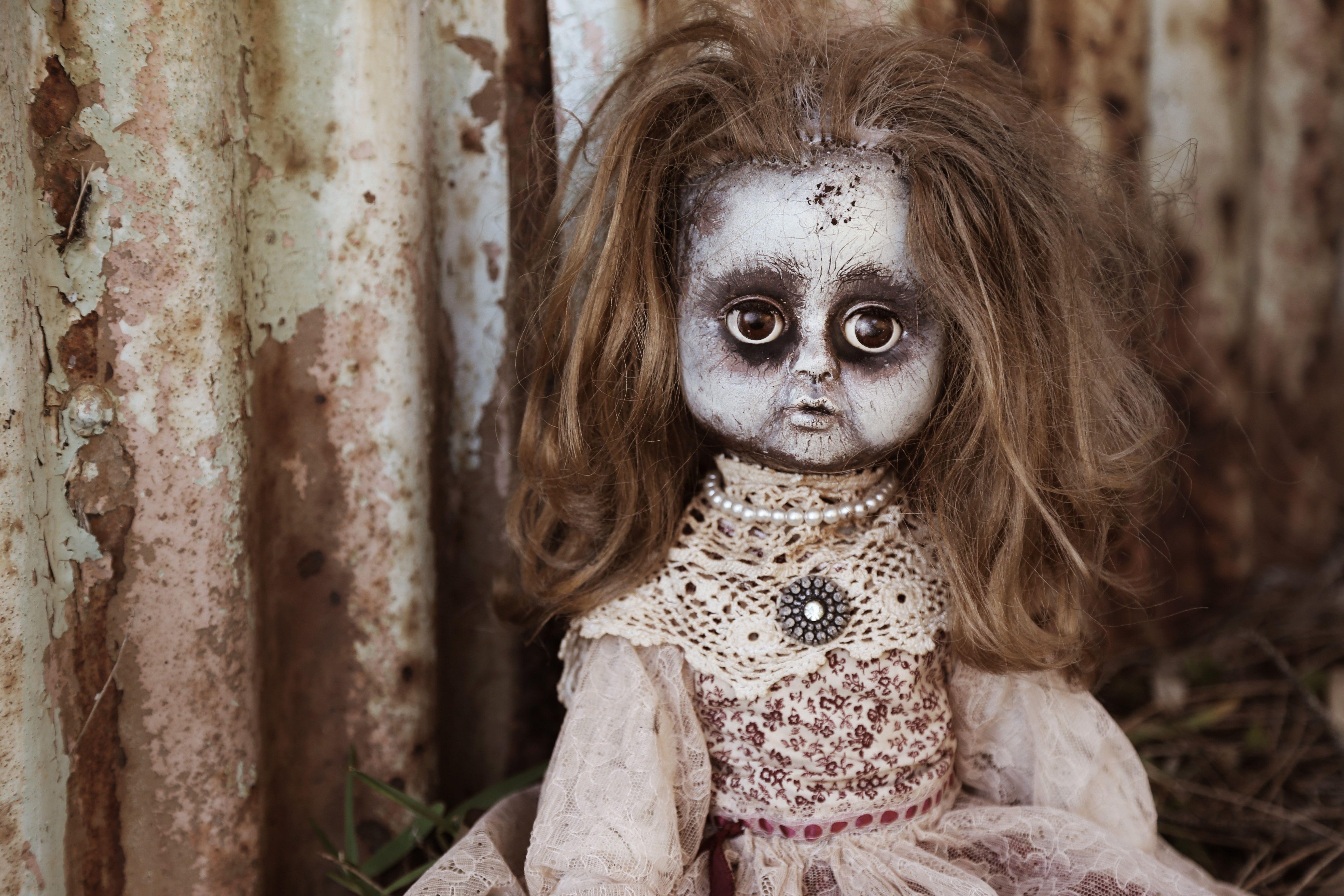 5472x3648 Free of creepy, doll, horror