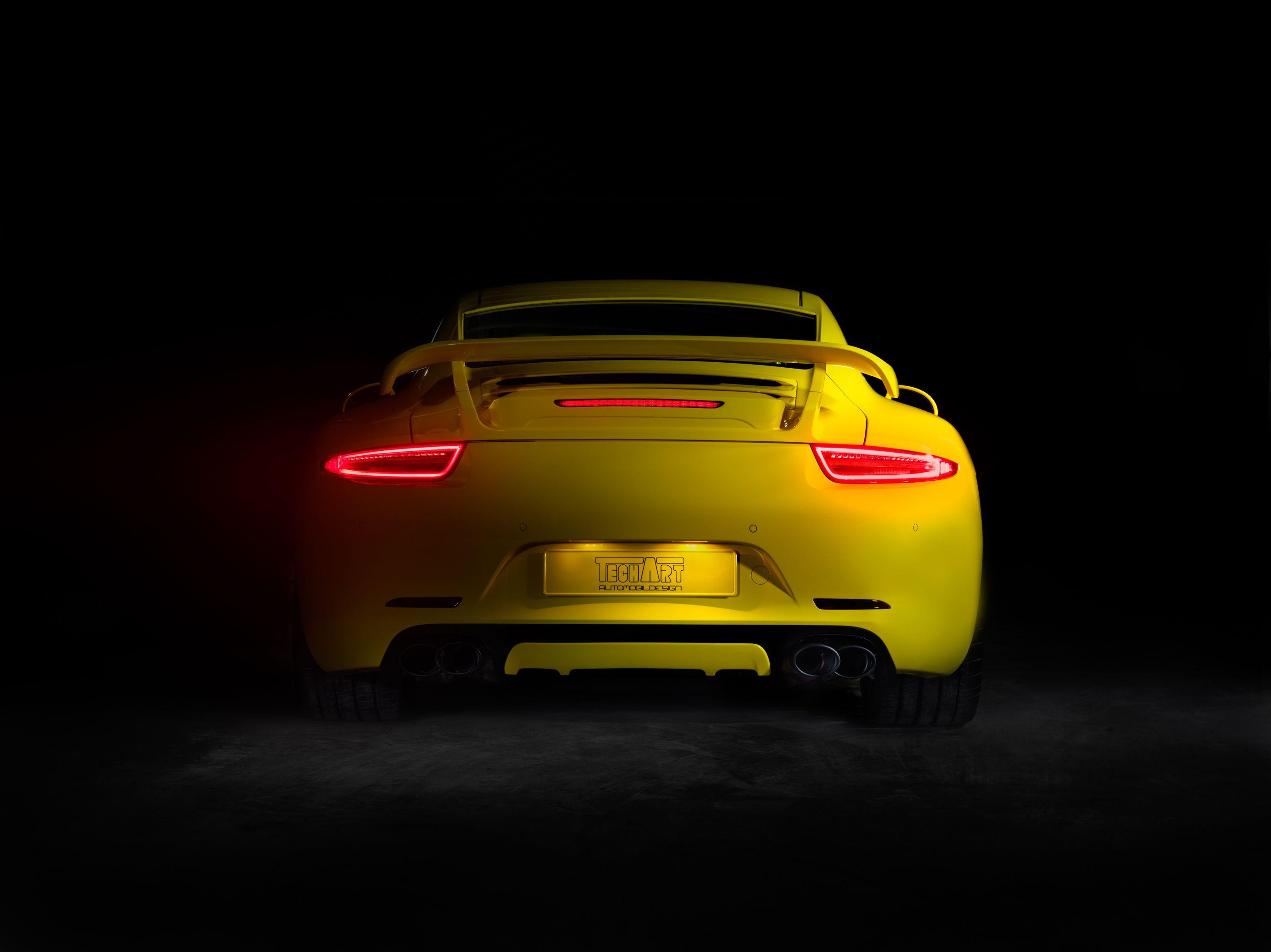 2800x2097 Yellow Porsche 911