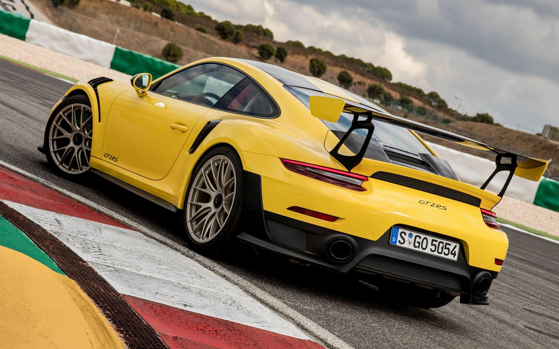 1920x1200 Porsche 911 GT2 RS and HD Image