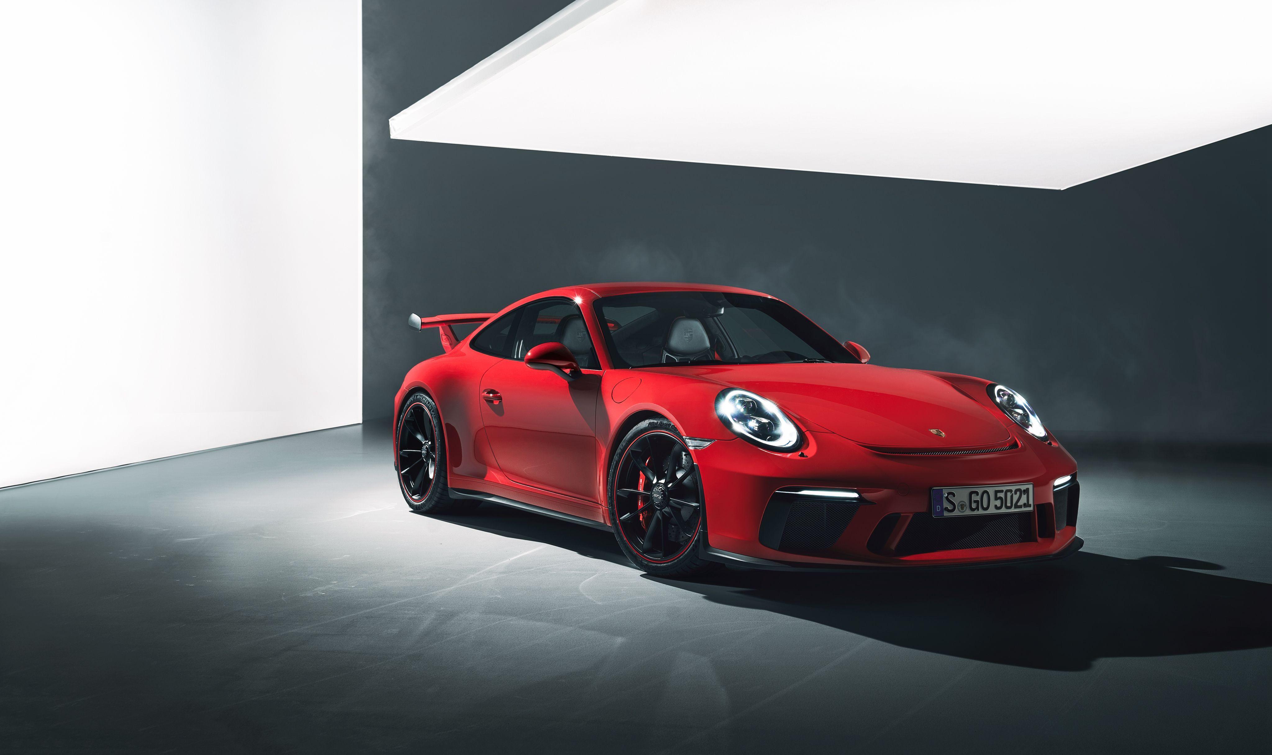 4096x2432 Porsche 911 GT3 Wallpaper