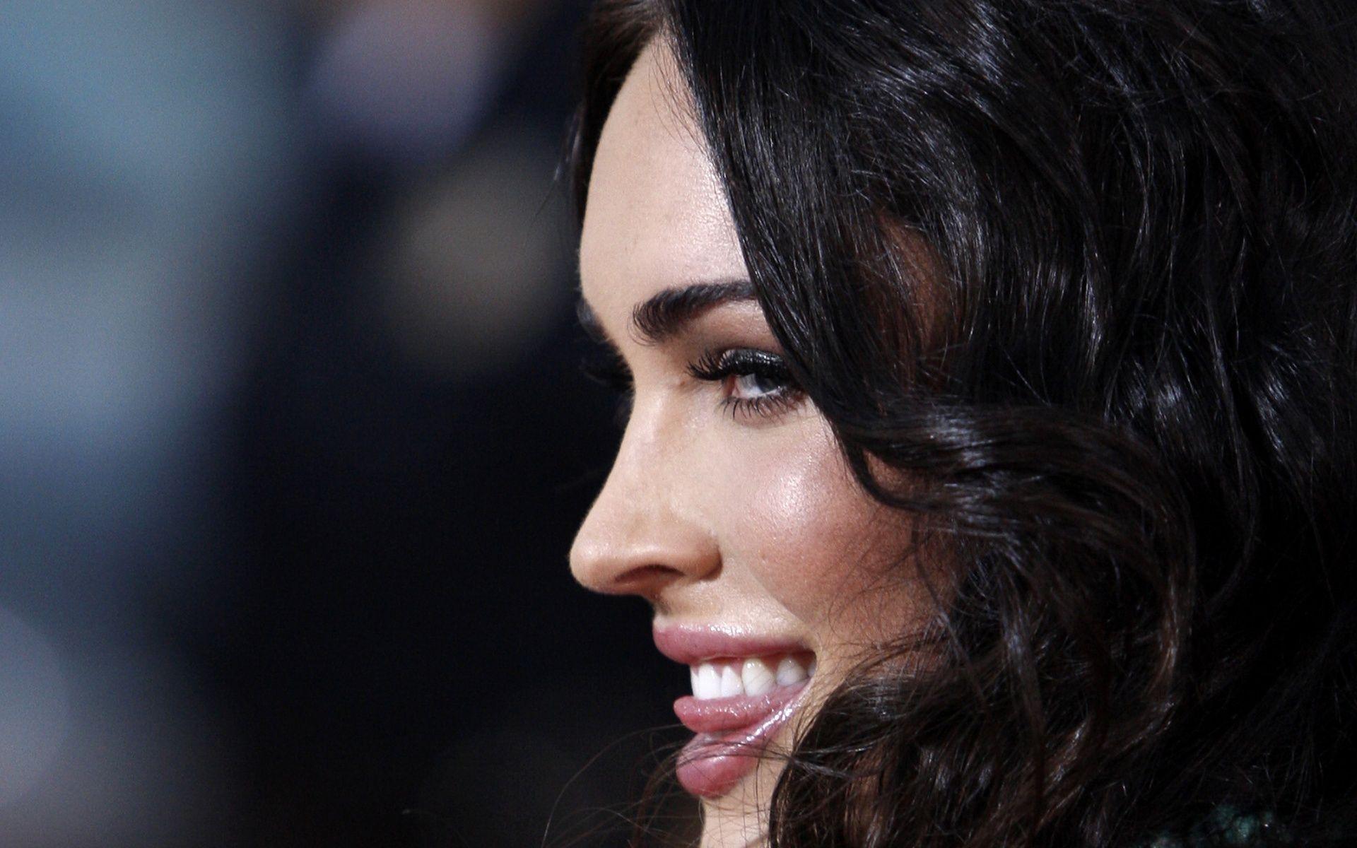 1920x1200 Megan Fox Wallpaper HD1920x1200 307 - Megan Fox HD Wallpaper