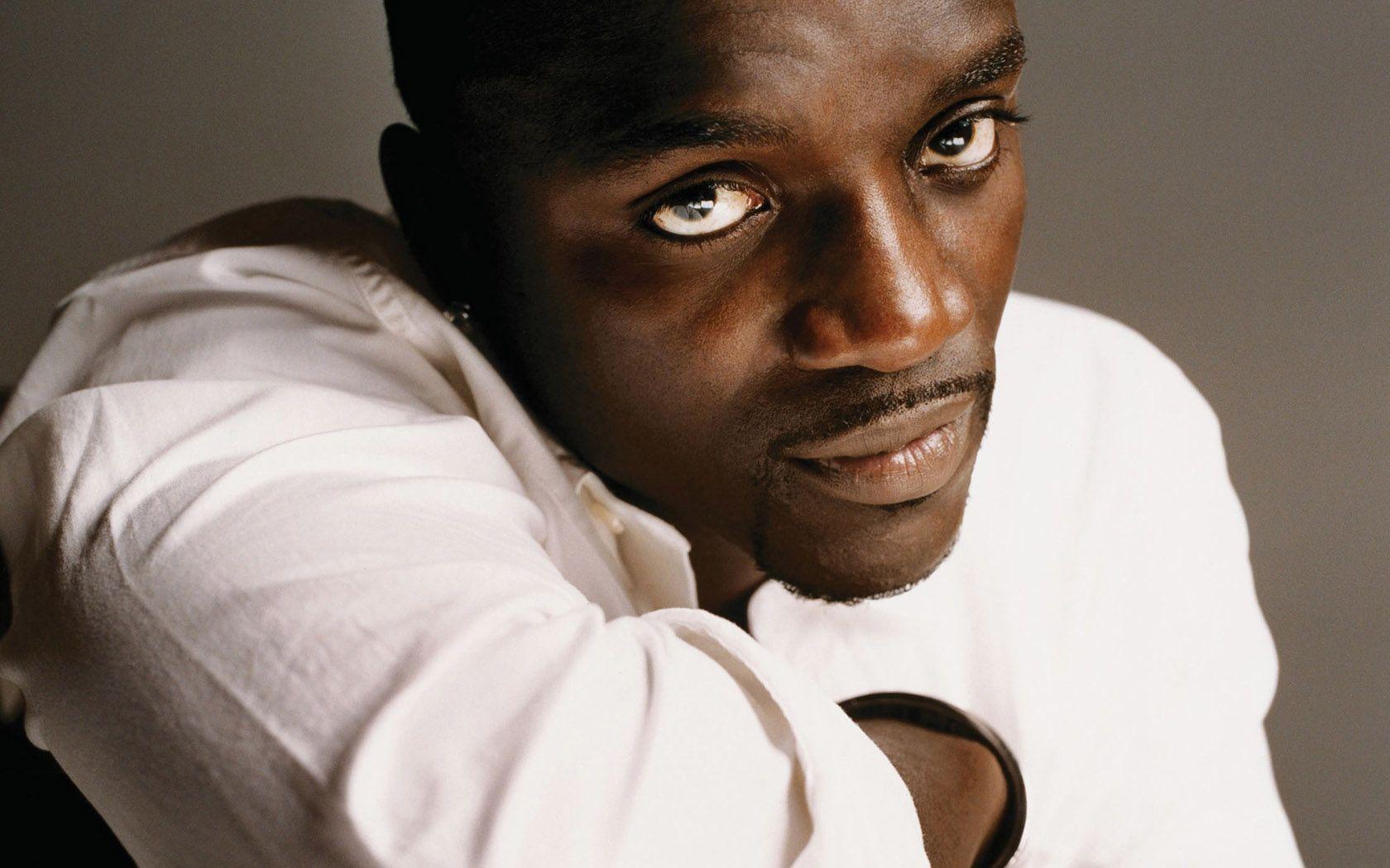 1680x1050 Akon wallpaperx1050