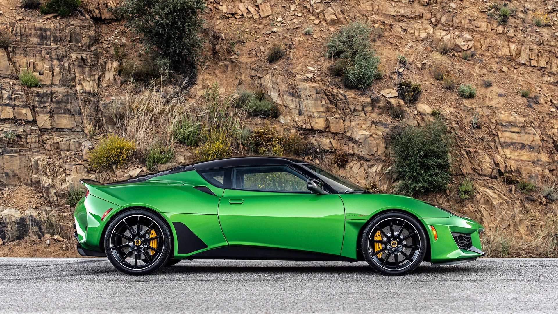 1920x1080 Lotus Evora GT (Color: Vivid Green) Side Wallpaper