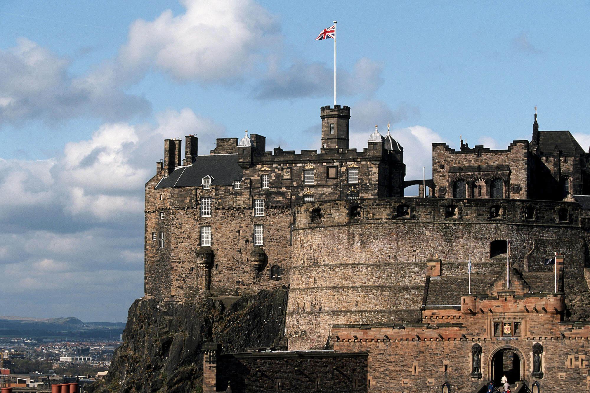 2000x1333 Edinburgh Wallpaper. Edinburgh Wallpaper