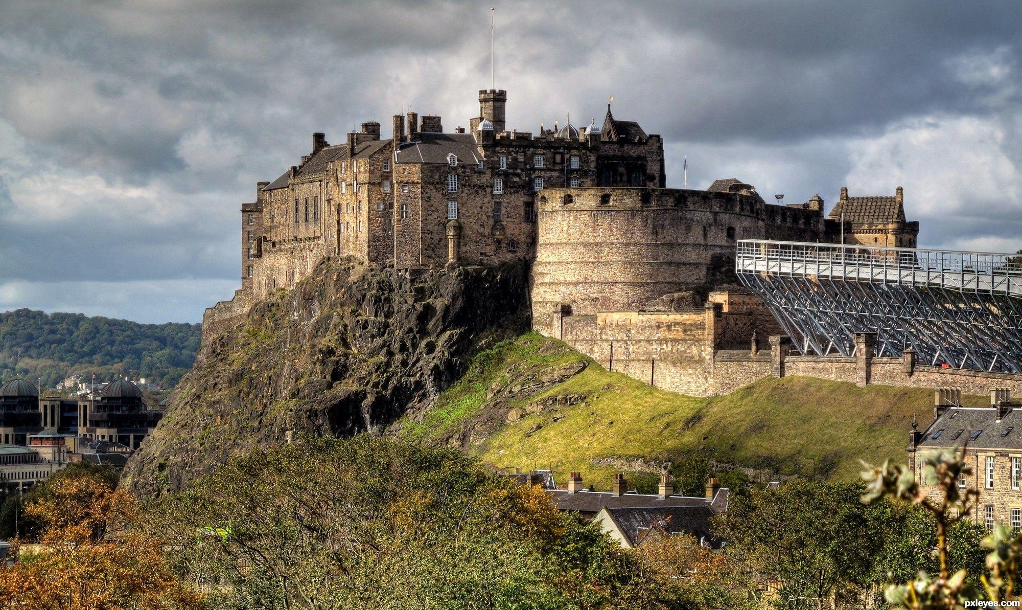 2000x1193 2000x1193px Edinburgh Castle (927.24 KB).04.2015