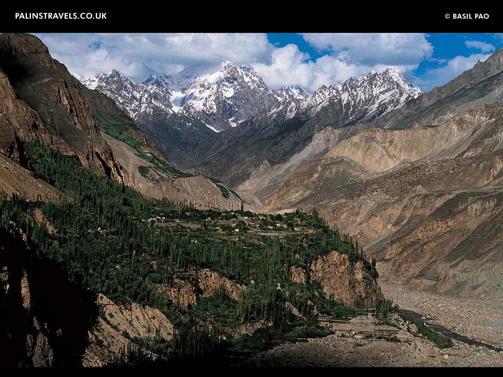 1024x768 Palin's Travels: Himalaya, Karakoram Mountains, Pakistan