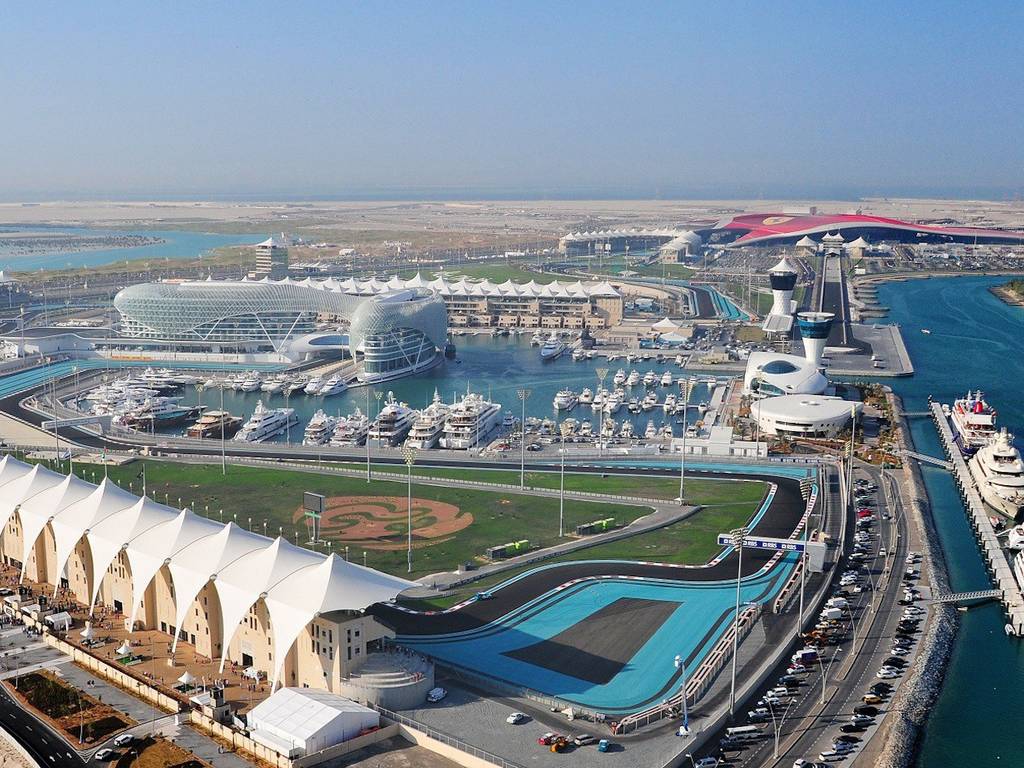 1024x768 Yas Island Wallpaper