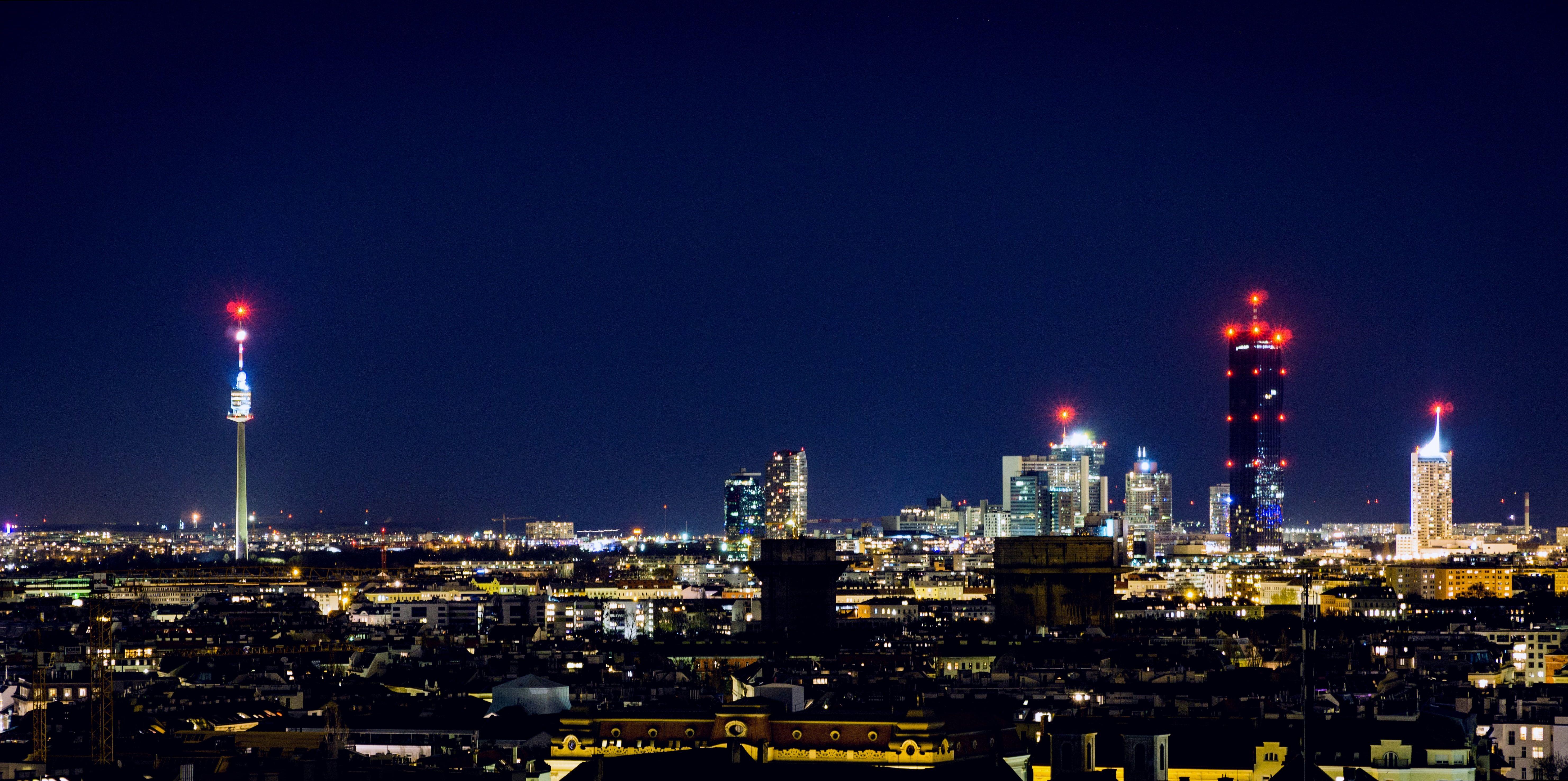 5925x2950 Vienna Wallpaper