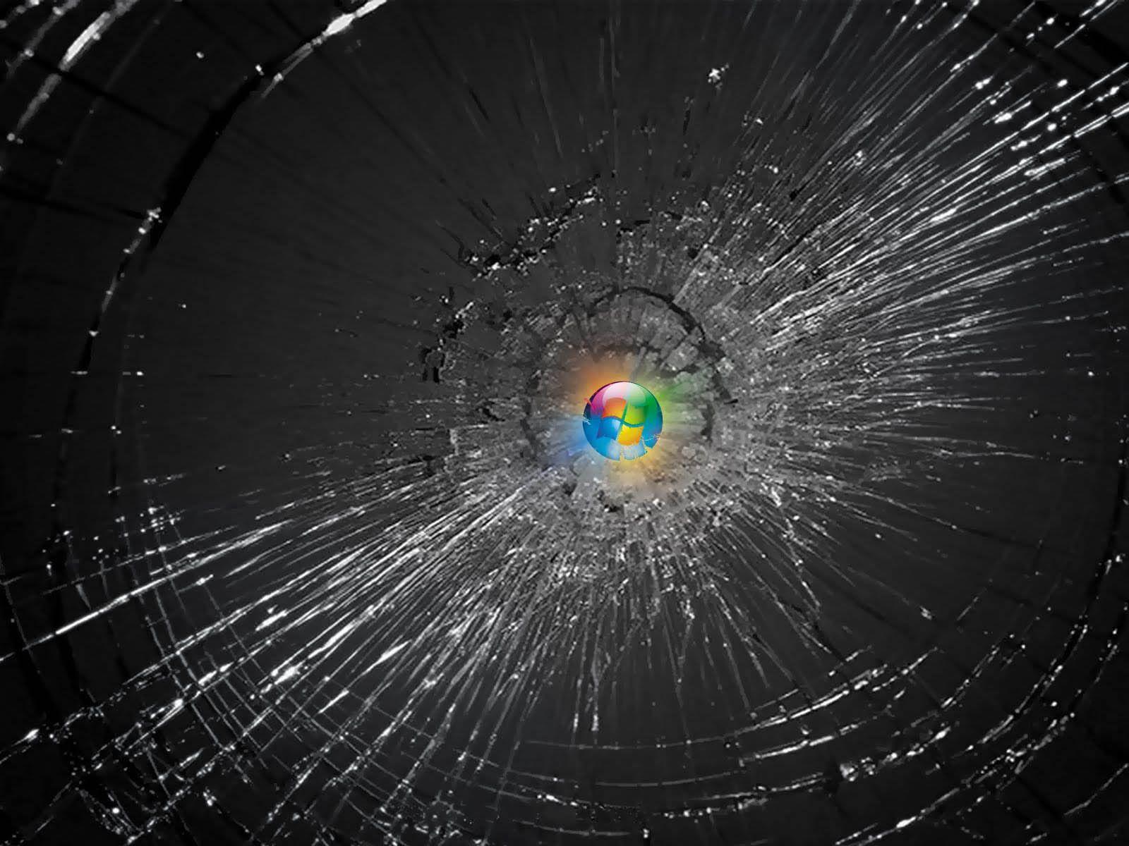1600x1200 wallpaper: Windows Broken Glass Wallpaper
