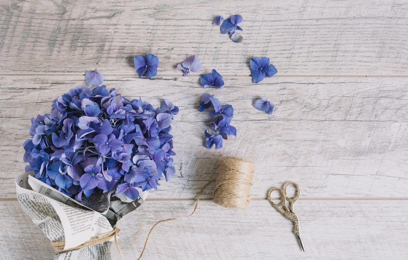 1332x850 Wallpaper flowers, bouquet, wood, flowers, purple, Bouquet