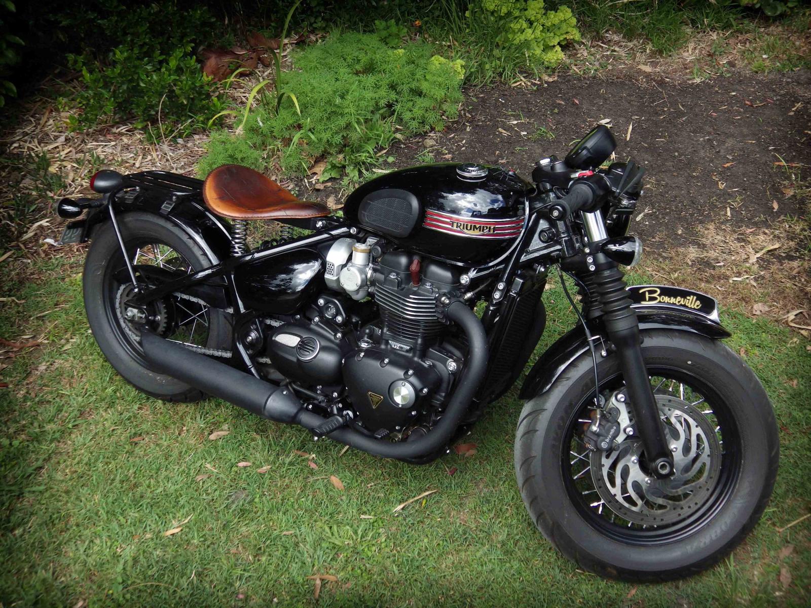 1600x1200 Changing the seat. Triumph Bobber Forum