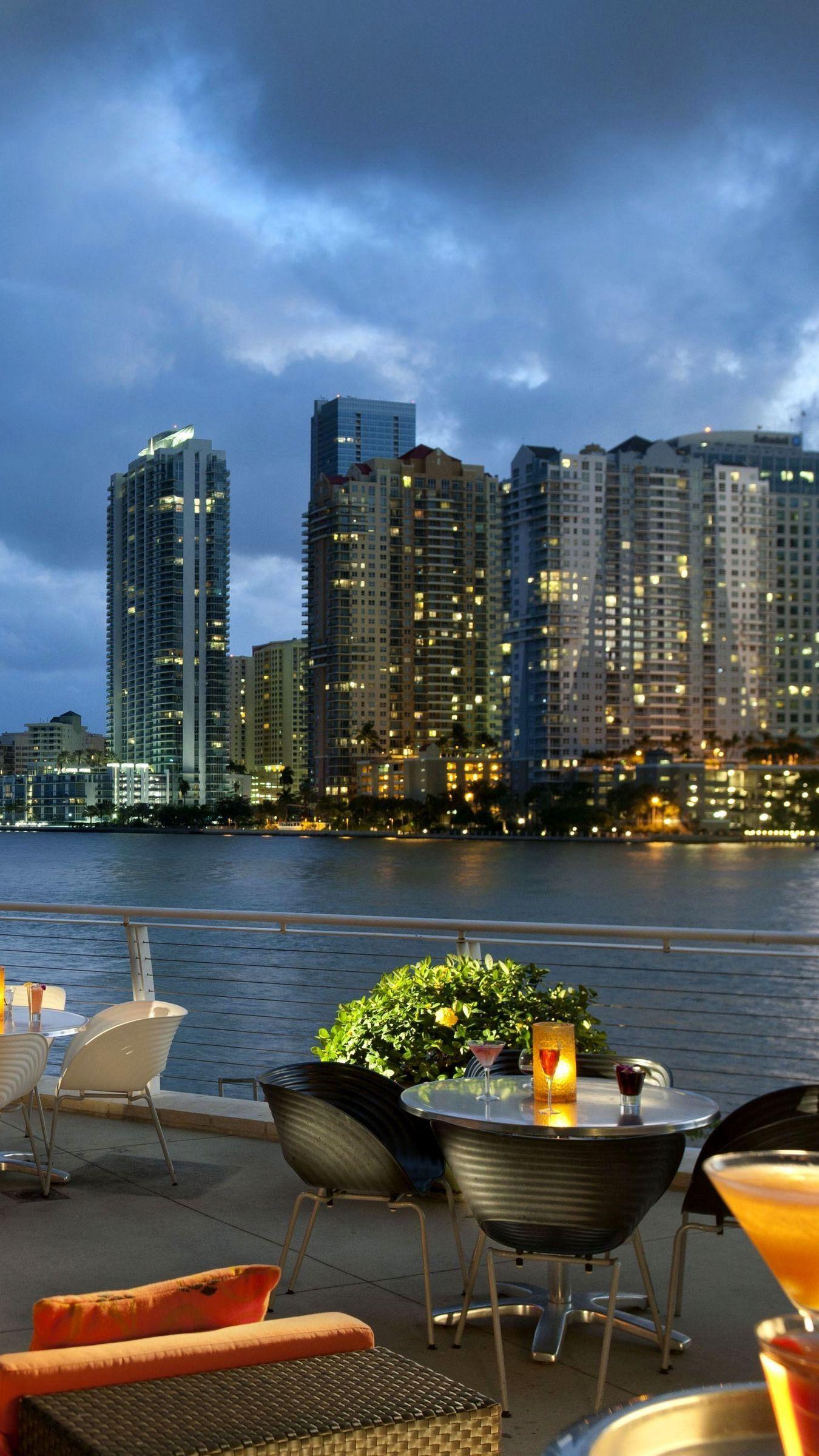 1350x2400 Download wallpaper 1350x2400 miami, florida, usa, city, ocean, bay
