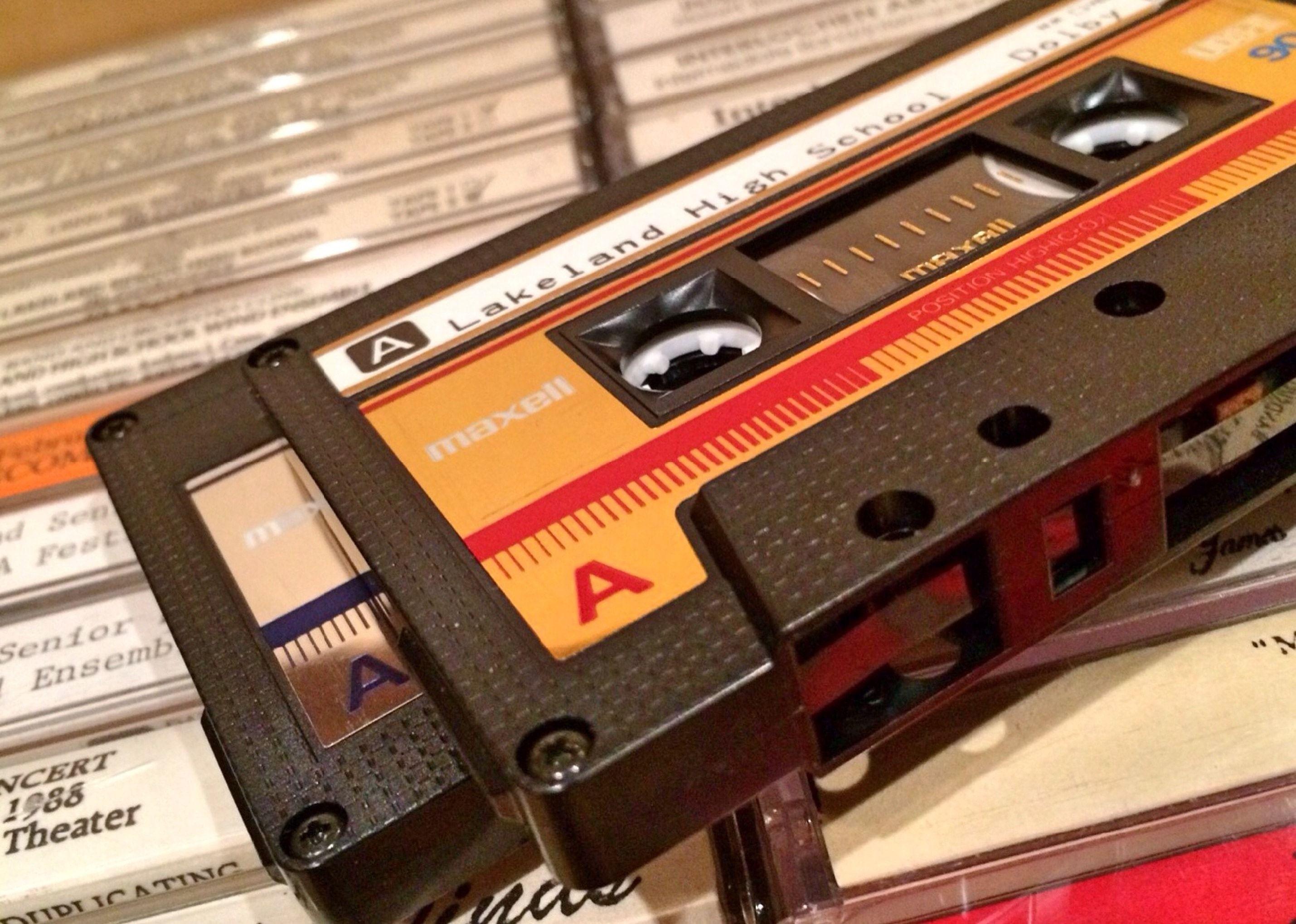 2859x2038 black cassette tape free image