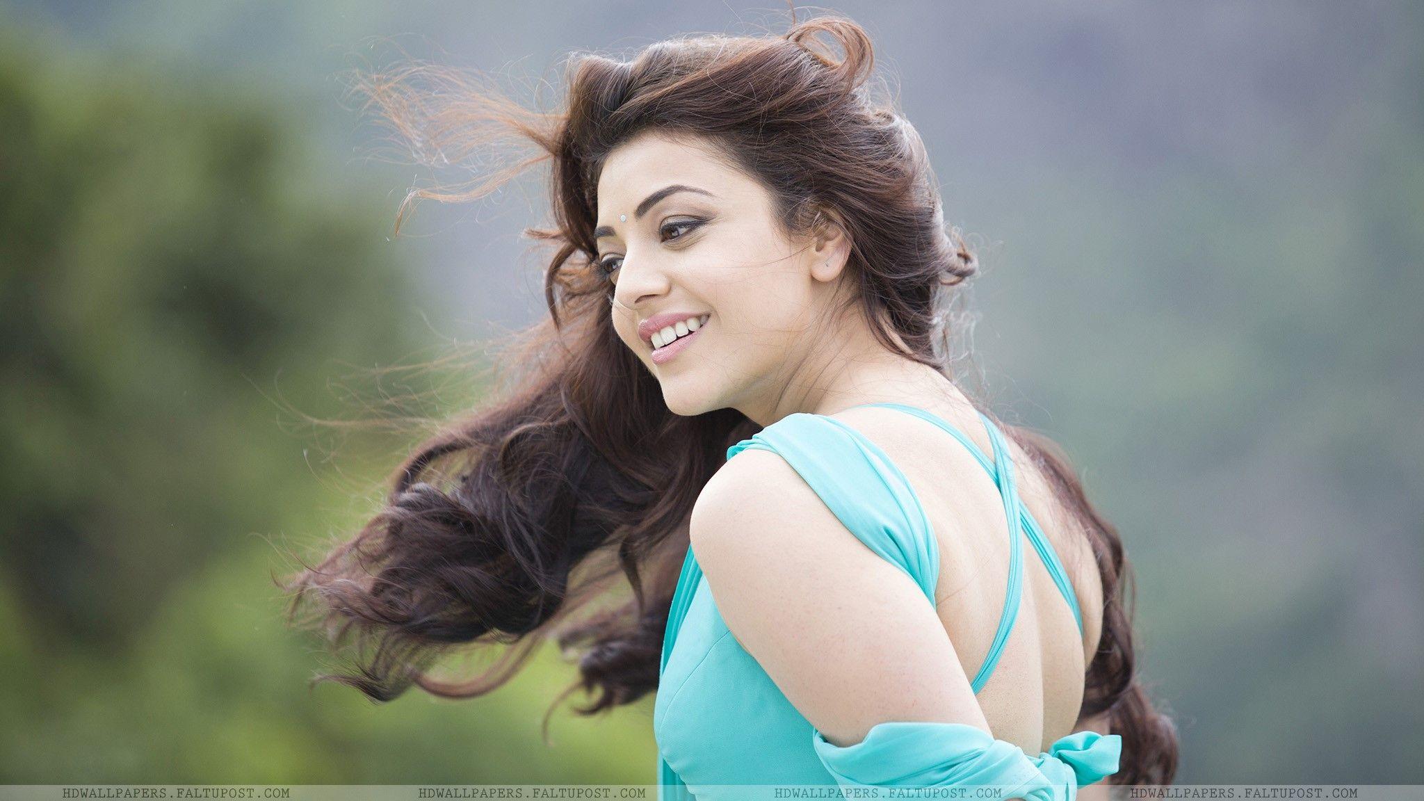 2048x1152 Kajal Agarwal Wallpaper 1080p