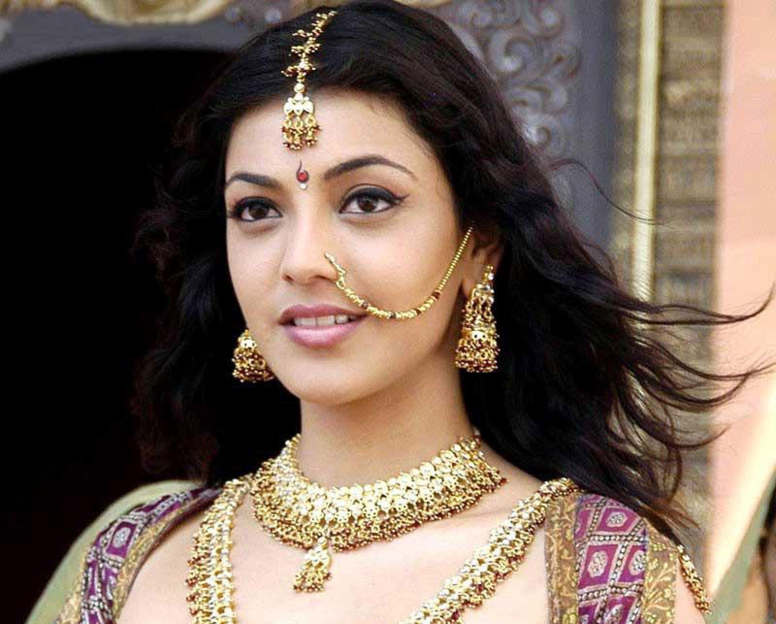 1600x1286 Beautiful Kajal Agarwal