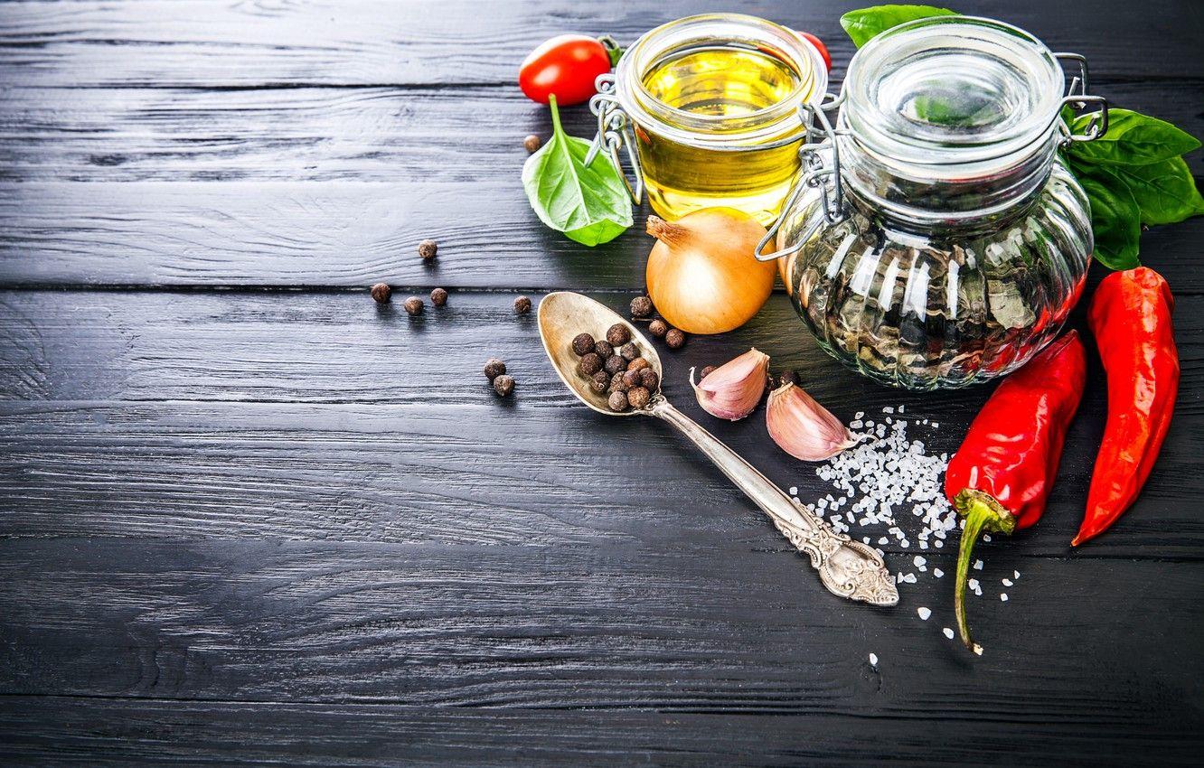 1332x850 Wallpaper food, bow, pepper, spices, garlic, chili image