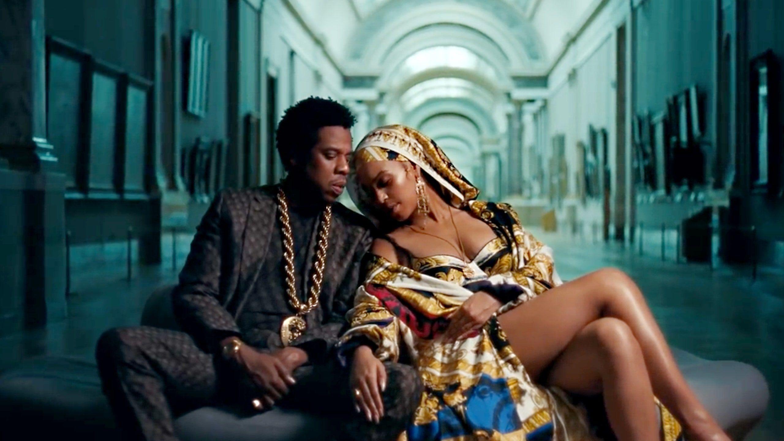 2560x1440 The Power And Paradox Of Beyoncé And Jay Z Taking Over The Louvre
