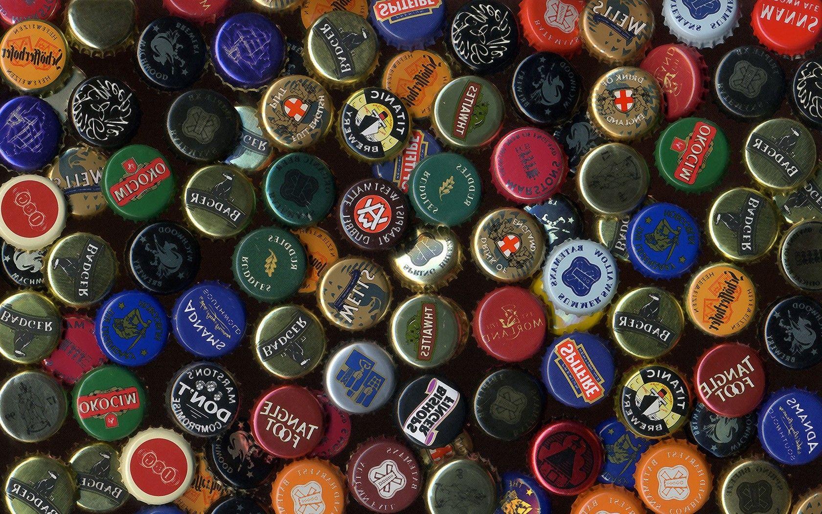 1680x1050 Free download Beer bottle caps wallpaper 6250 [1680x1050]