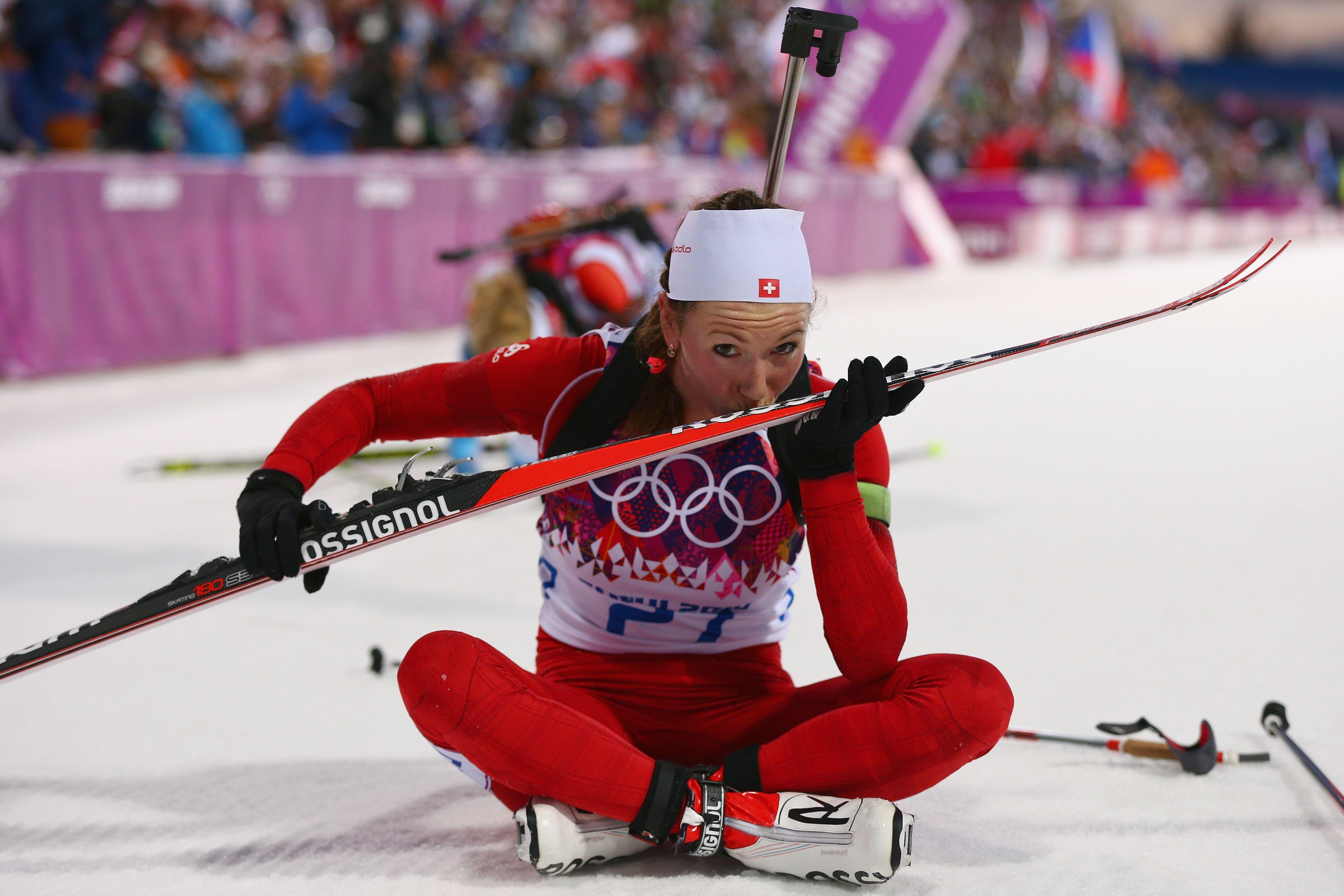 4926x3284 Selina Gasparin of Switzerland kisses her ski at the finish line