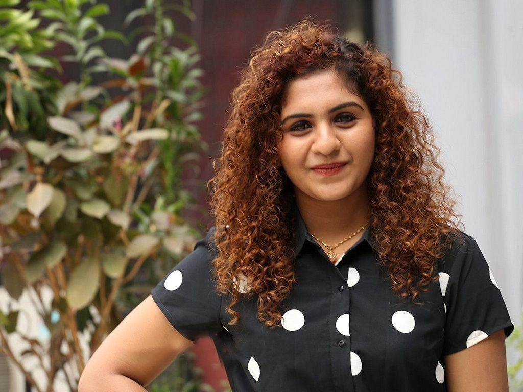 1024x768 Noorin Shereef HD Wallpaper. Latest Noorin Shereef Wallpaper HD