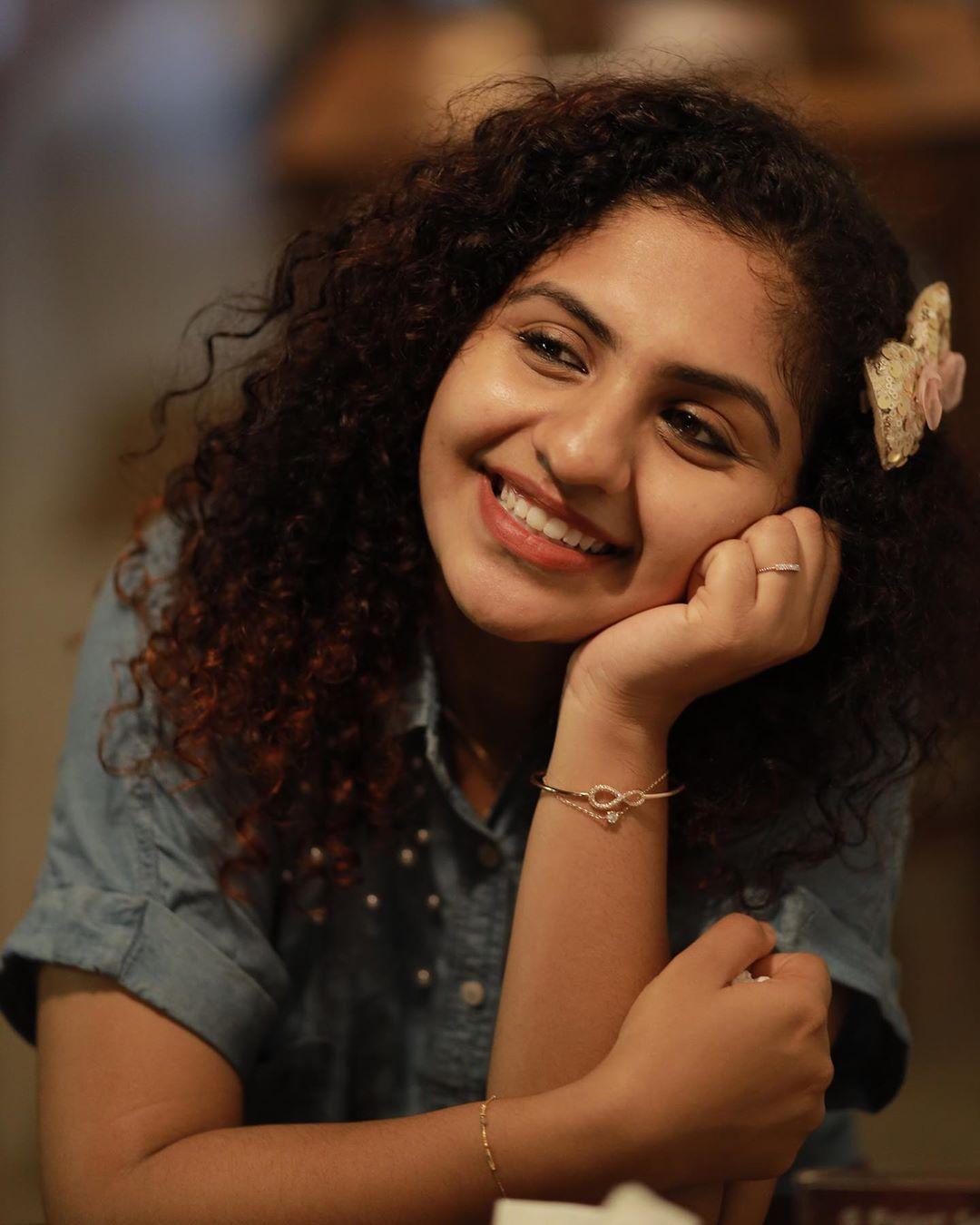 1080x1350 Charming Photo Of Noorin Shereef