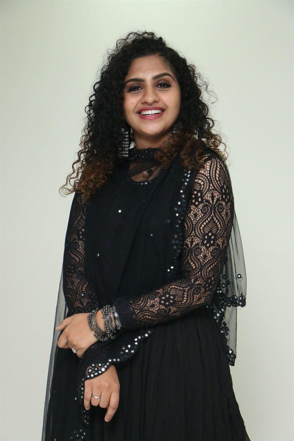 1000x1501 Noorin Shereef Image. Download Telugu Actress HD Photo, Stills