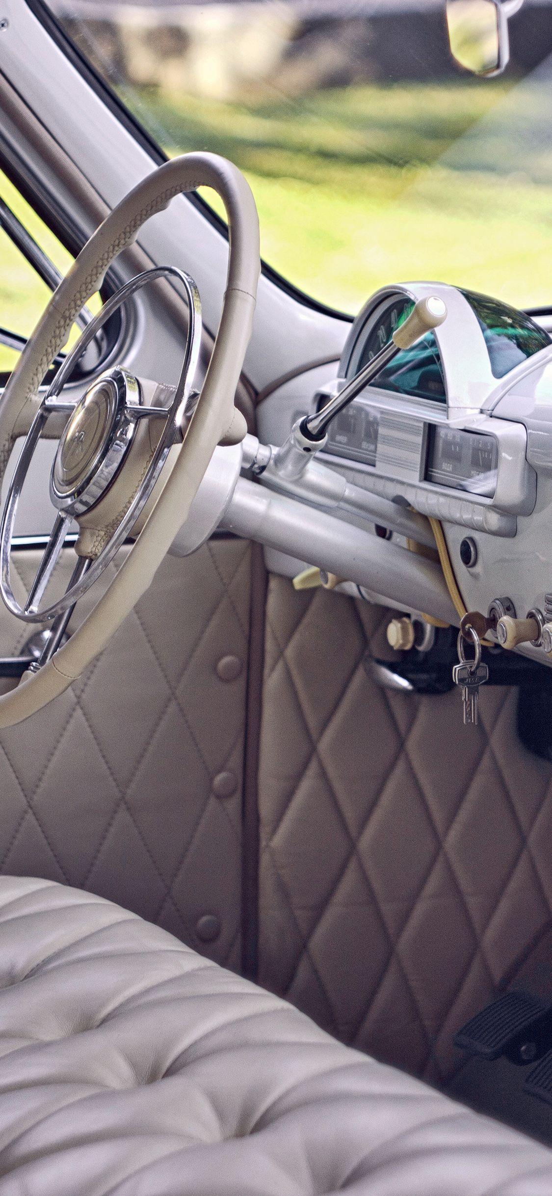 1125x2436 Classic Car Drive Bokeh Life Wallpaper