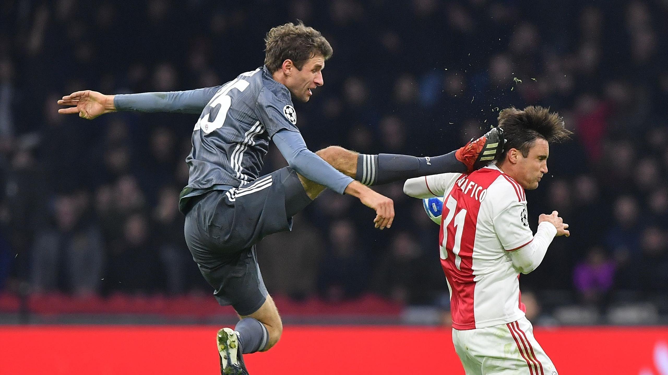 2560x1440 Football news Munich star Thomas Muller banned