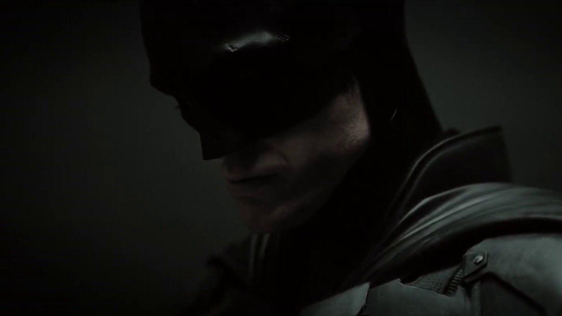1920x1080 Robert Pattinson's Full Batman Suit and Batcycle Revealed in Set