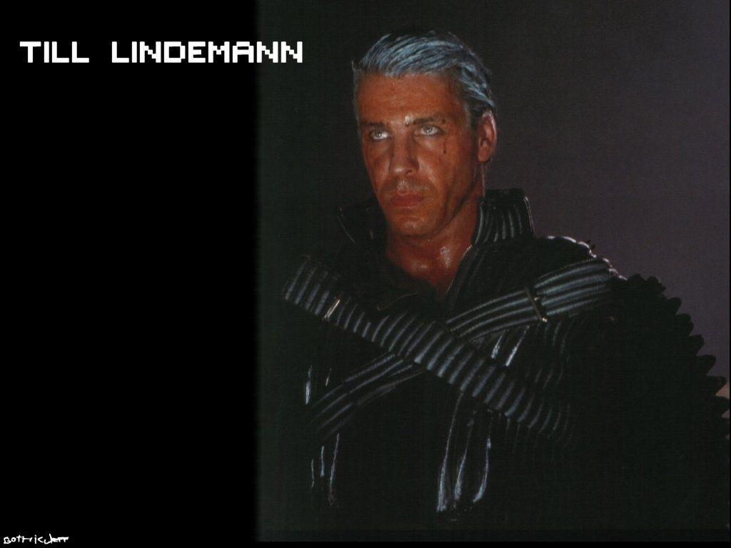 1024x768 Rammstein Till Lindemann Black Wallpaper Wallpaper