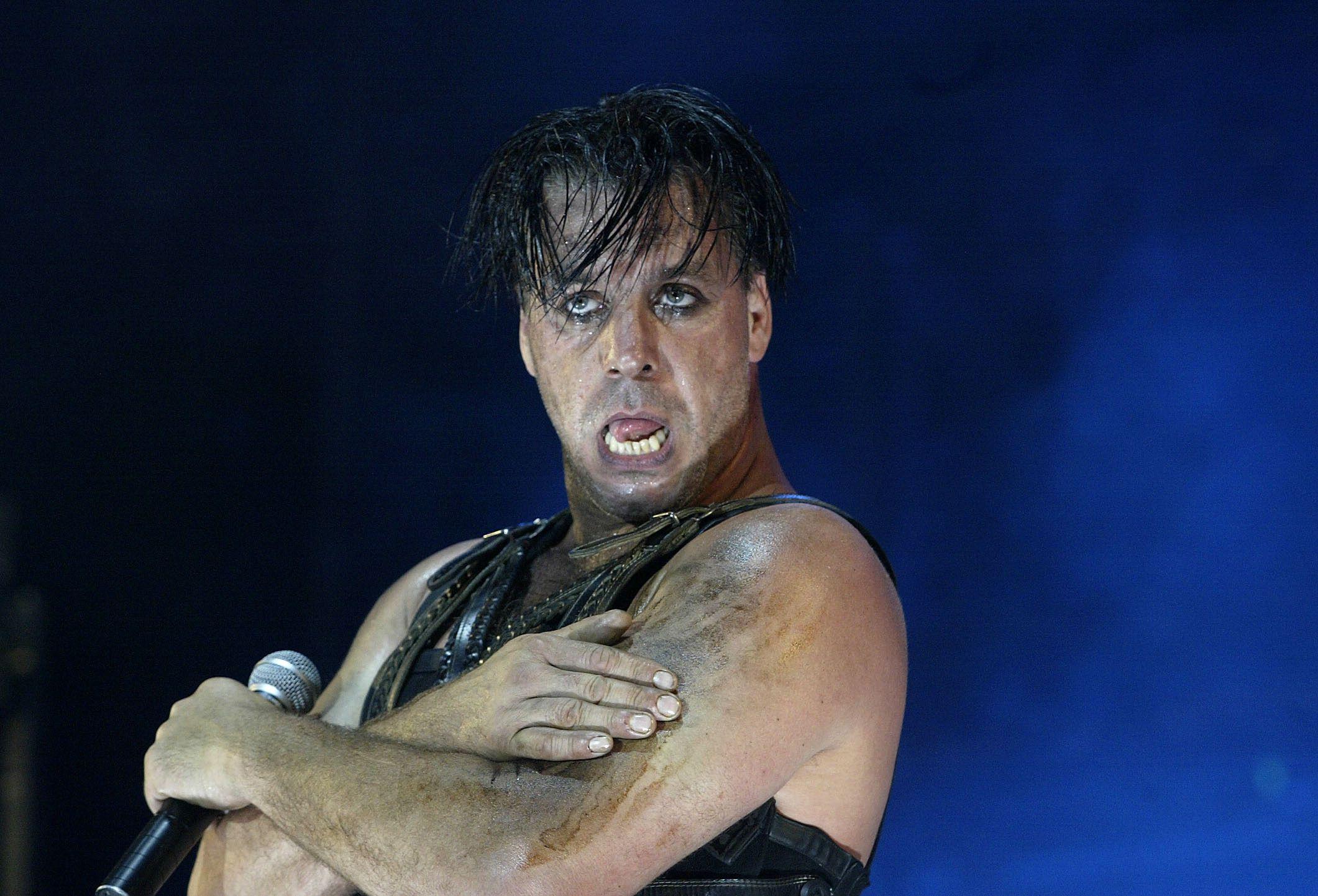 2121x1442 Till Lindemann Wallpaper