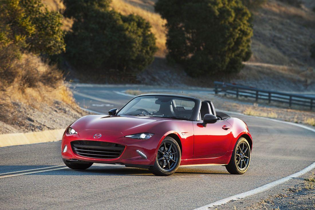 1100x734 New Miata Draws On Heritage: Mazda Roadster Captures The Fun To