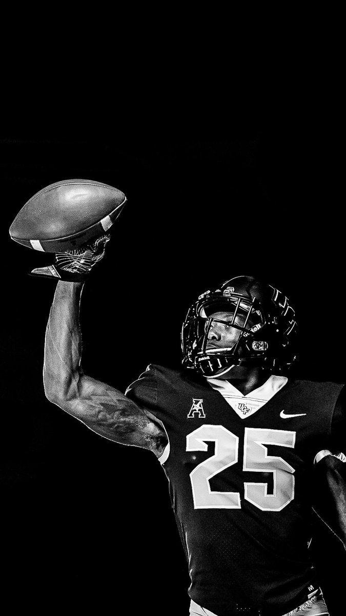 675x1200 UCF Football