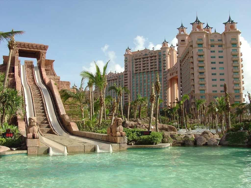 1024x768 The Atlantis in the Bahamas is the perfect place for spring break