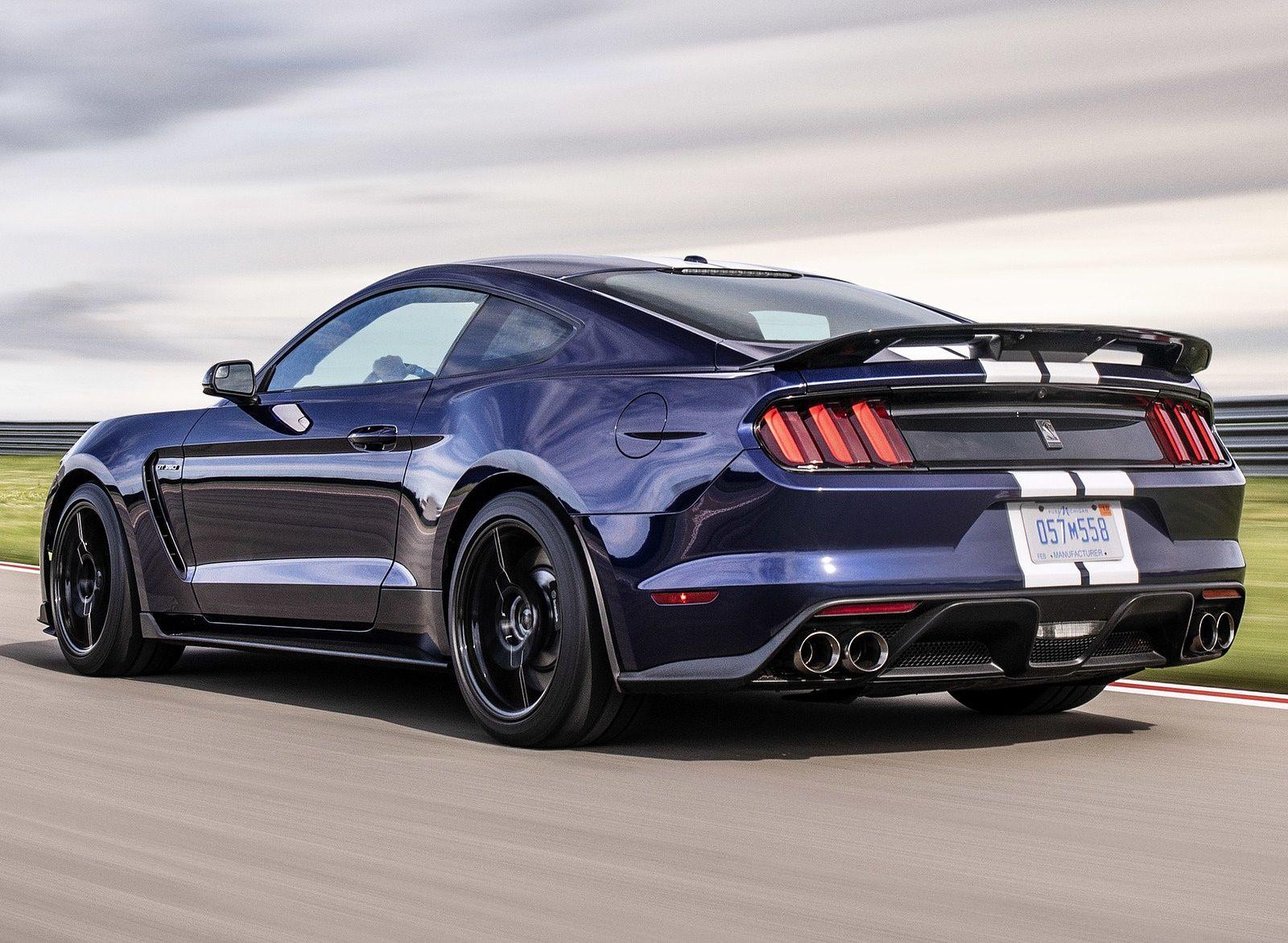 1600x1172 Ford Mustang Shelby GT350 Rear Three Quarter Wallpaper (4)